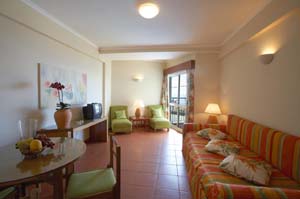 3 person large studio with sea view, and private facilities